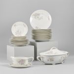 1055 9034 DINNERWARE